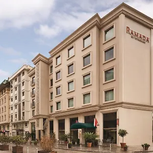 4* Hotel Ramada Grand Bazaar